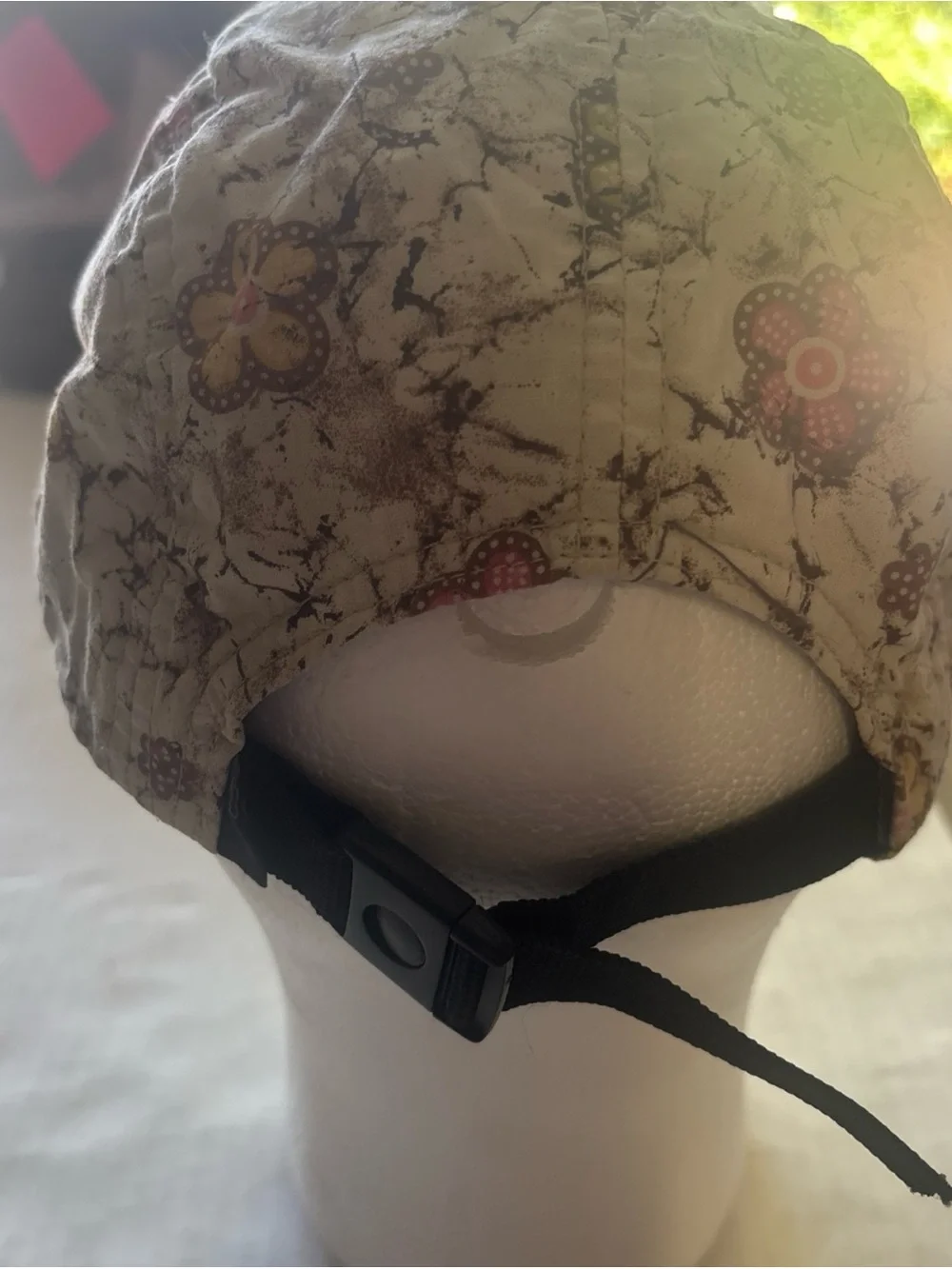STUSSY Cream Cap with Pink & Yellow Floral Print